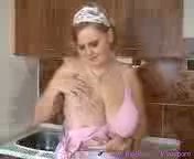 Monster-Breast-housewife-mastrubating